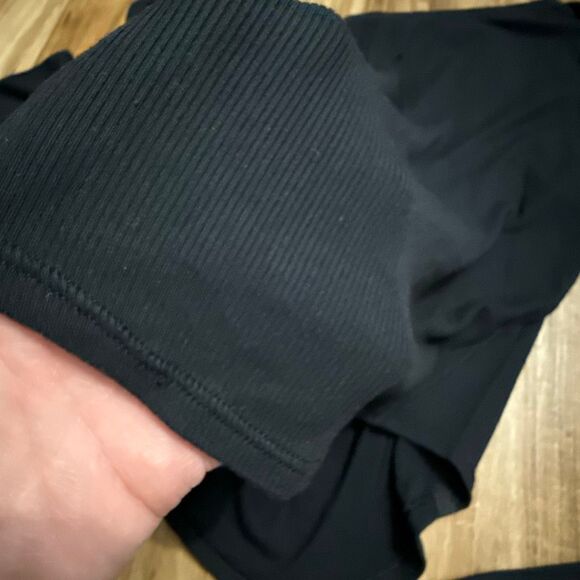 Lululemon Modal Silk Twist-Back Yoga Long Sleeve Shirt Size 4 - Picture 7 of 7